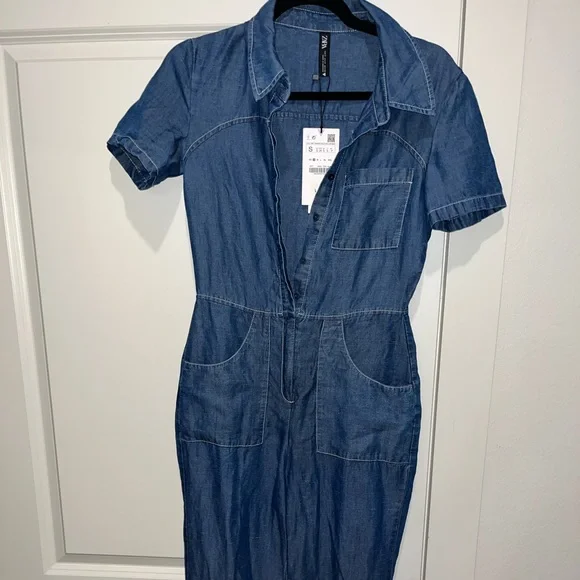 Zara Denim Jumpsuit - Picture 2 of 3